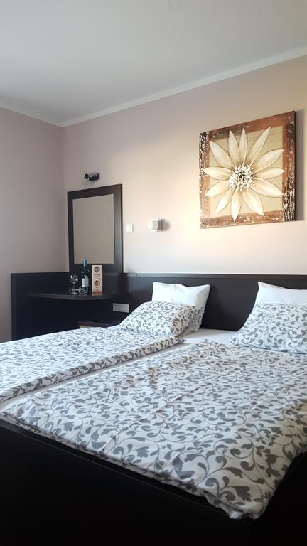 זאטון Sunset Apartments Zaton מראה חיצוני תמונה