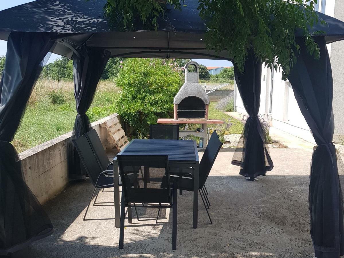 זאטון Sunset Apartments Zaton מראה חיצוני תמונה