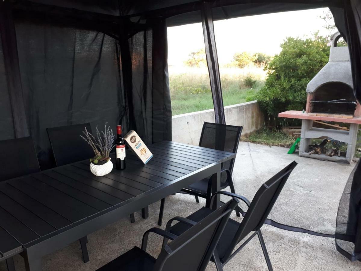 זאטון Sunset Apartments Zaton מראה חיצוני תמונה